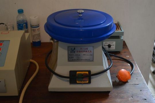 点击查看详细信息<br>标题：抛光机 阅读次数：2600